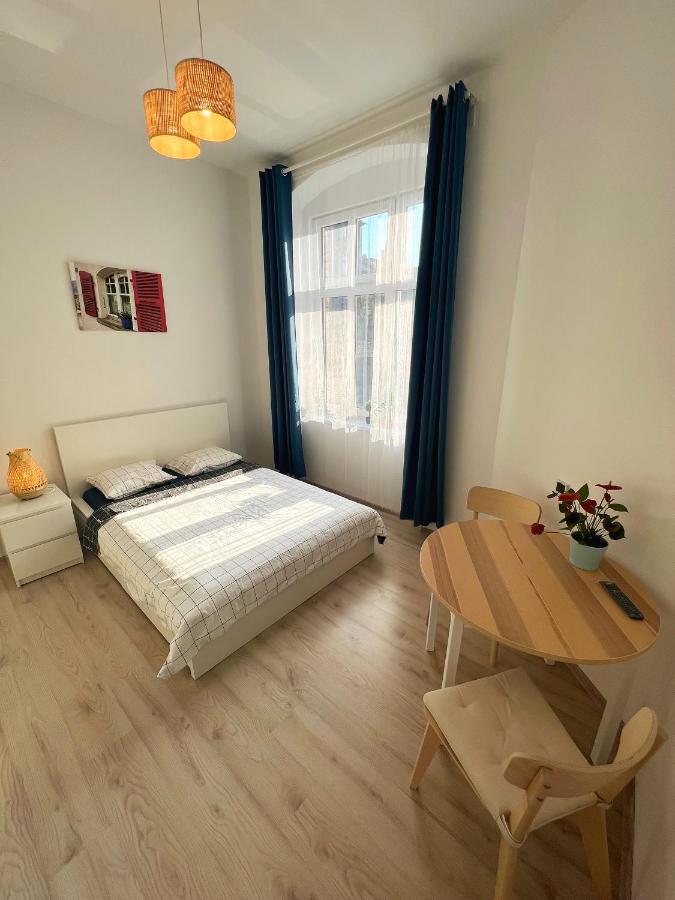 White Apartments - Free Parking คาโตวีตเซ ภายนอก รูปภาพ